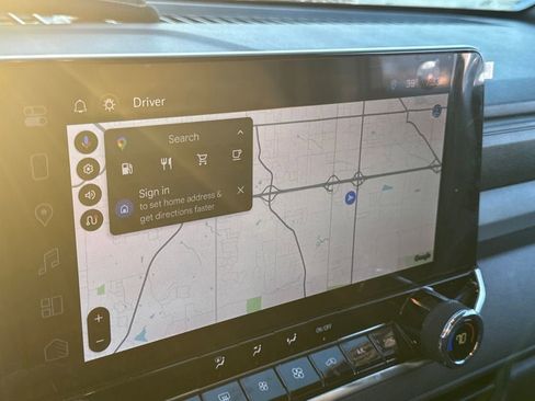 Used 2025 Chevrolet Colorado Trail Boss AWD/4WD image 23