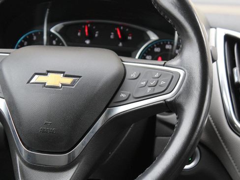 Used 2018 Chevrolet Equinox Premier image 24