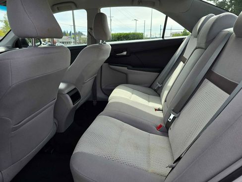Used 2012 Toyota Camry LE image 16