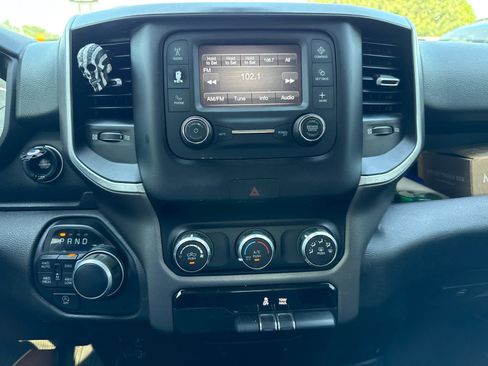 Used 2020 RAM 1500 Big Horn AWD/4WD image 10