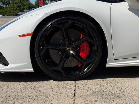 Used 2020 Lamborghini Huracan EVO AWD/4WD image 10