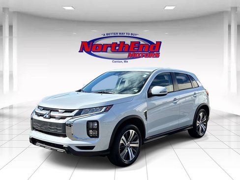 Used 2025 Mitsubishi Outlander Sport ES AWD/4WD image 3