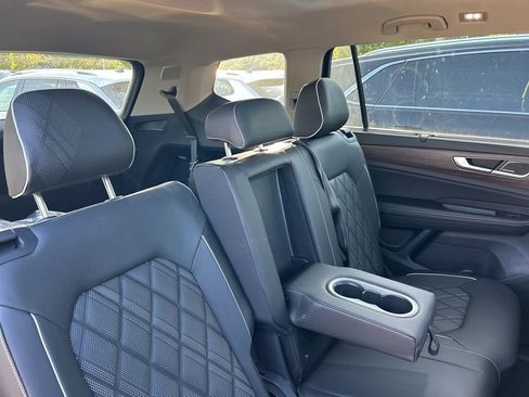 New 2026 Volkswagen Atlas SEL Premium R-Line image 54