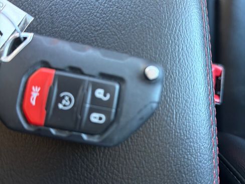 Used 2021 Jeep Gladiator Rubicon image 21