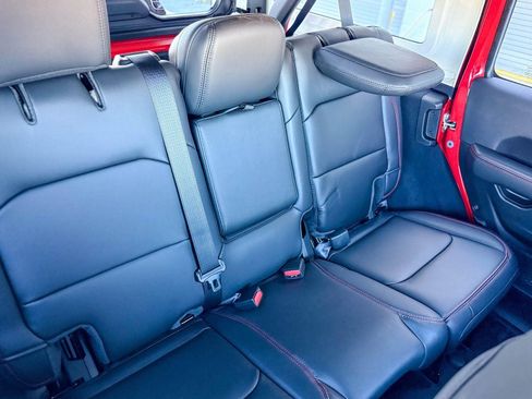 New 2026 Jeep Wrangler Unlimited Rubicon AWD/4WD image 8