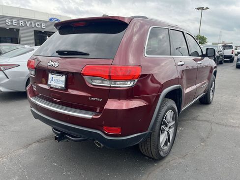 Used 2017 Jeep Grand Cherokee Limited AWD/4WD image 5