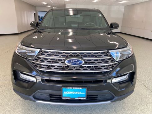 Used 2022 Ford Explorer King Ranch w/ Class IV Trailer Tow Package image 3