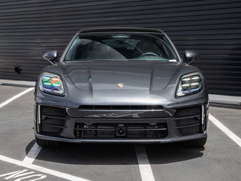 New 2026 Porsche Panamera RWD image 10