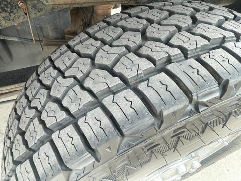 Used 2014 Ford F250 XL w/ Power Equipment Group AWD/4WD image 13