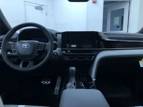 New 2026 Toyota Camry SE image 17