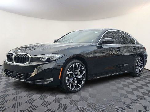 Used 2025 BMW 330i xDrive Sedan image 3