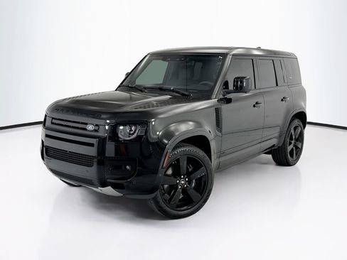 Used 2022 Land Rover Defender 110 V8 AWD/4WD image 1