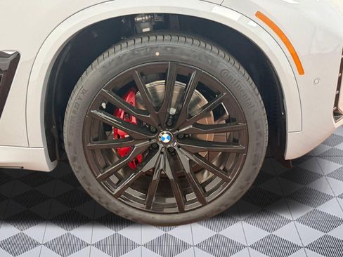 New 2026 BMW X5 xDrive40i w/ M Sport Package image 10