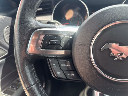 Used 2016 Ford Mustang GT Premium RWD image 18