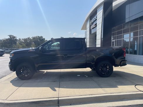 New 2026 Chevrolet Silverado 1500 LT Trail Boss w/ Safety Package image 4