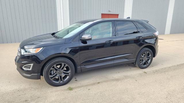 Used 2018 Ford Edge SEL w/ Equipment Group 201A AWD/4WD image 2