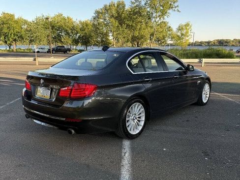 Used 2011 BMW 535i xDrive Sedan AWD/4WD image 5
