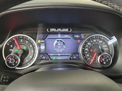 Used 2025 RAM 1500 Big Horn AWD/4WD image 17