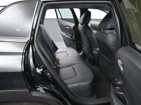 Certified 2025 Toyota Corolla Cross XLE AWD/4WD image 29