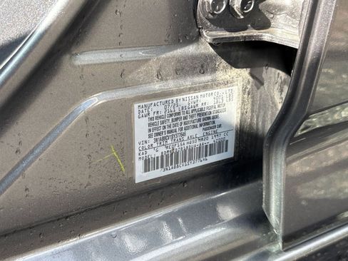 Used 2025 Nissan Sentra SV FWD image 27