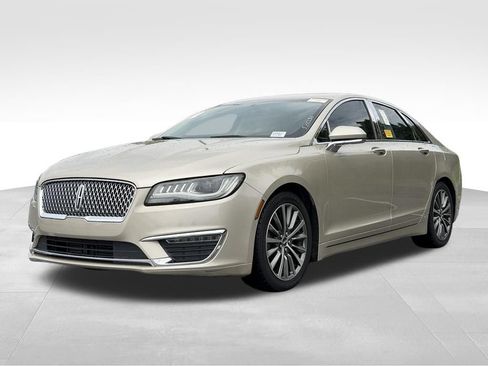 Used 2017 Lincoln MKZ Select w/ Select Plus Package FWD image 3