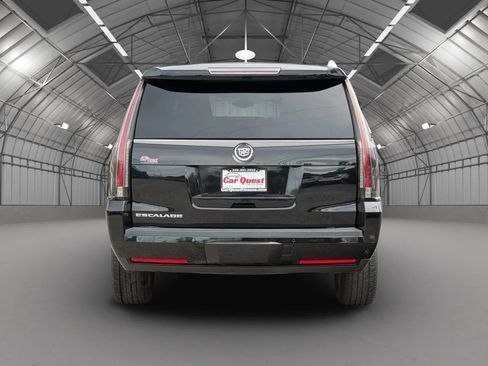 Used 2015 Cadillac Escalade ESV 2WD image 6
