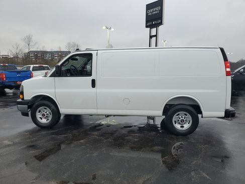 New 2025 GMC Savana 2500 w/ Driver Convenience Package image 8