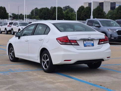 Used 2015 Honda Civic SE image 8