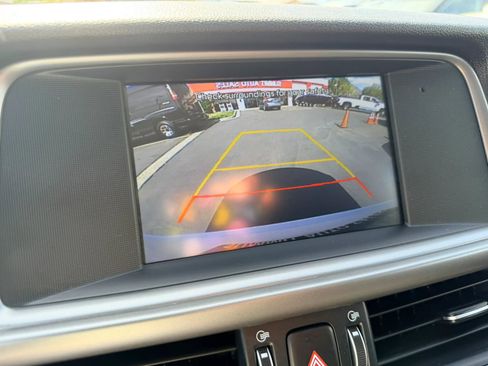 Used 2018 Kia Optima S image 22