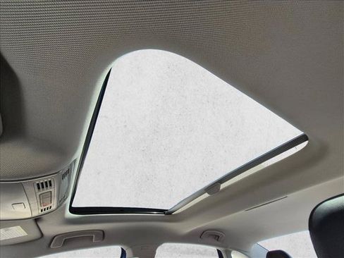 Used 2023 Volkswagen Jetta SE FWD image 15