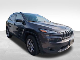 Used 2016 Jeep Cherokee Latitude w/ Cold Weather Group video 1