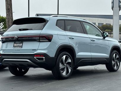 New 2026 Volkswagen Taos SE