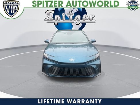 New 2026 Toyota Camry SE FWD image 3