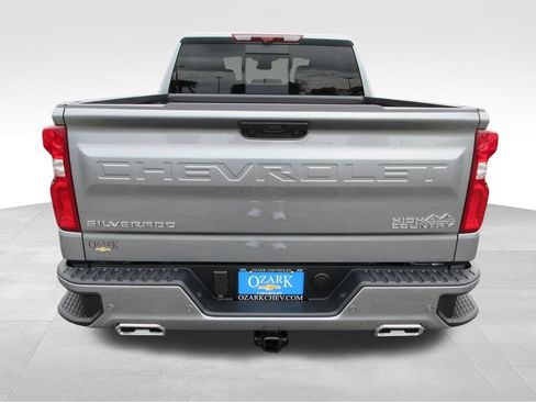 New 2026 Chevrolet Silverado 1500 High Country AWD/4WD image 4