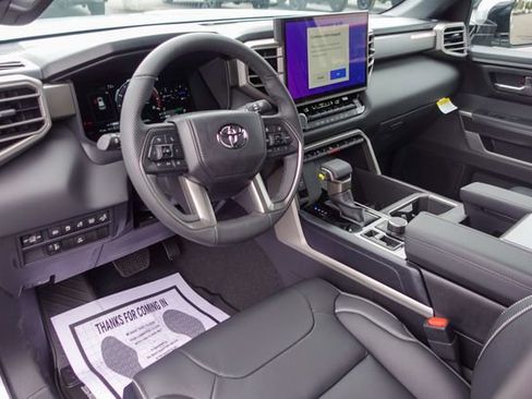 New 2026 Toyota Sequoia SR5 AWD/4WD image 15