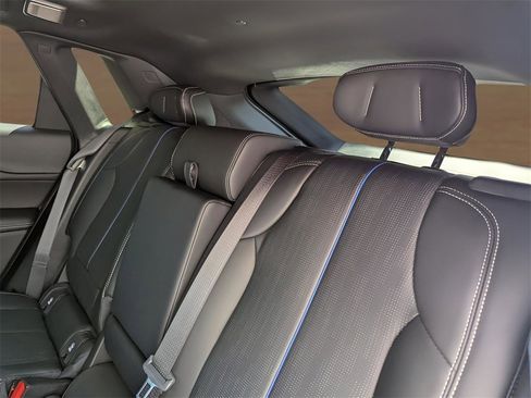 New 2026 Cadillac Lyriq Premium Luxury image 15