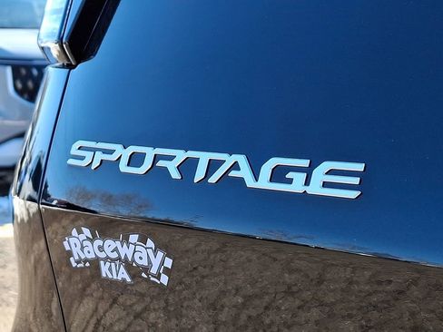 Certified 2023 Kia Sportage EX image 29