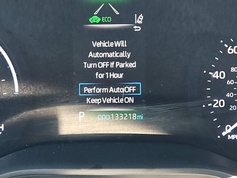 Used 2023 Toyota Sienna XLE FWD image 27