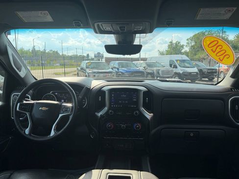 Used 2020 Chevrolet Silverado 2500 LTZ w/ LTZ Premium Package AWD/4WD image 23