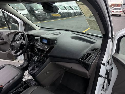Used 2020 Ford Transit Connect XL image 13