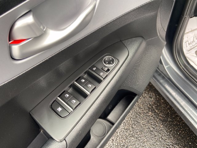 Used 2024 Kia Forte LXS FWD image 14