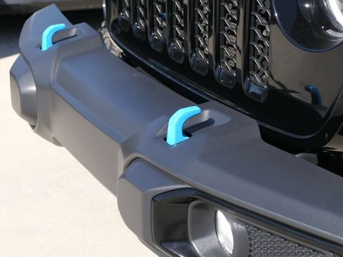 Used 2024 Jeep Wrangler Unlimited image 9