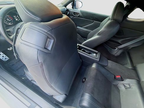 Used 2023 Toyota GR86 Premium image 23