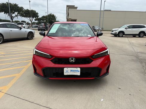 Certified 2025 Honda Civic Sport image 3