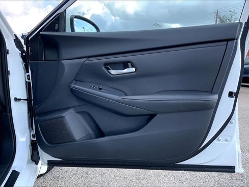 Used 2025 Nissan Sentra SV w/ All-Weather Package image 20