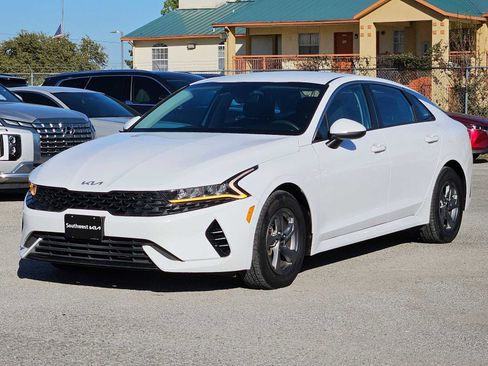 Used 2023 Kia K5 LXS image 10