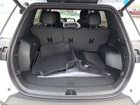 New 2026 Chevrolet Equinox ACTIV w/ Convenience Package III image 25