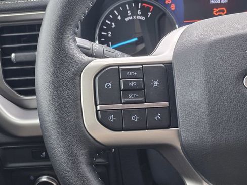 Certified 2022 Ford Expedition XLT RWD image 26