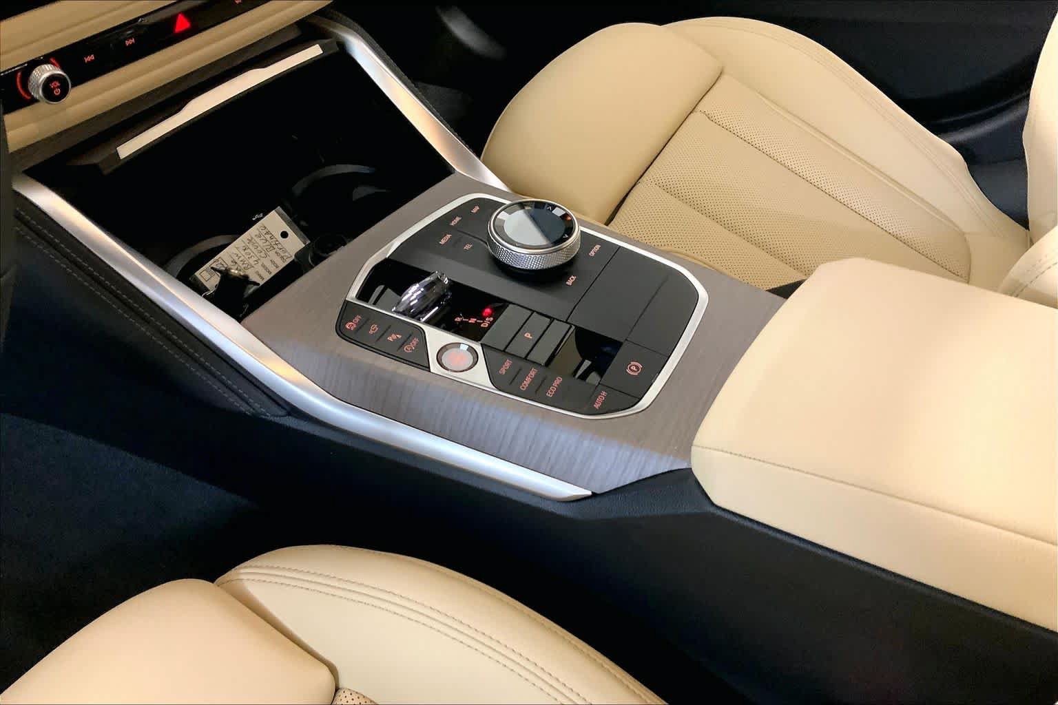 New 2026 BMW 430i xDrive w/ M Sport Package AWD/4WD image 7