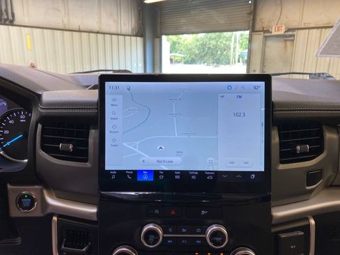 Used 2023 Ford Expedition XLT RWD image 41